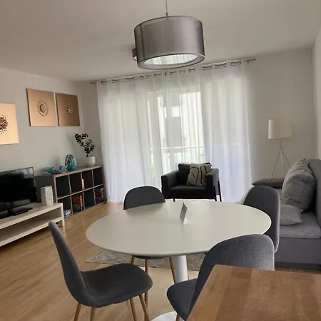 Gemuetliches アパート *